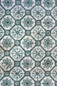 patterned tile or wallpaper